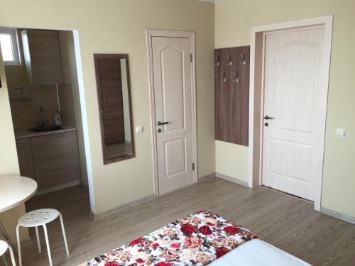 Apartamento Studio At Krylova 3