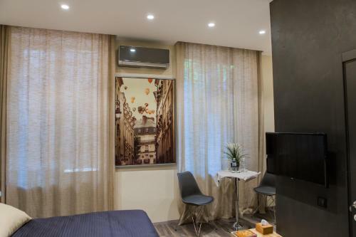 Malon Apartments