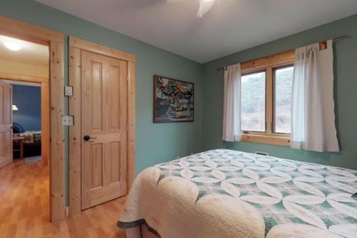 Wild Rose Cabin