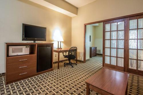 Hotel Quality Inn & Suites East Troy