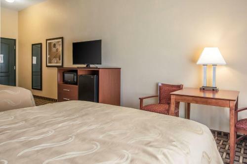 Hotel Quality Inn & Suites East Troy
