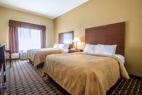 Hotel Quality Inn & Suites East Troy