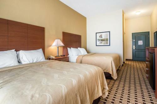 Hotel Quality Inn & Suites East Troy