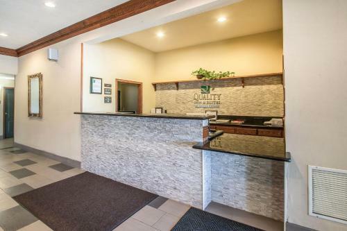 Hotel Quality Inn & Suites East Troy