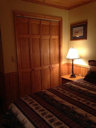 Hotel Rough Cut Lodge