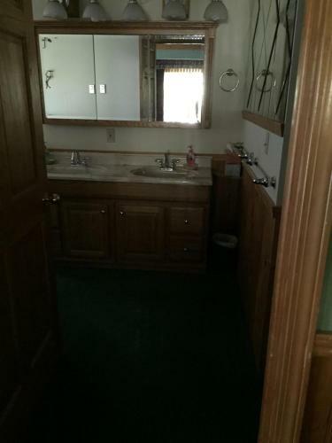 Hotel Rough Cut Lodge