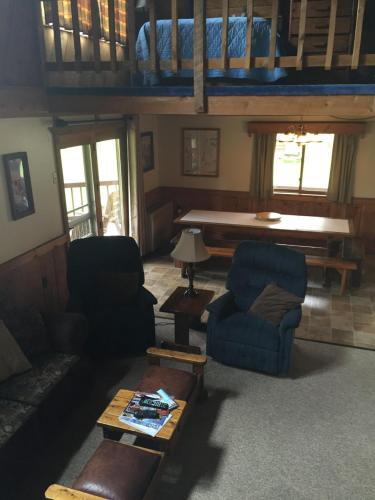Hotel Rough Cut Lodge