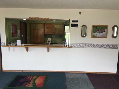 Hotel Prairie Rose Inn