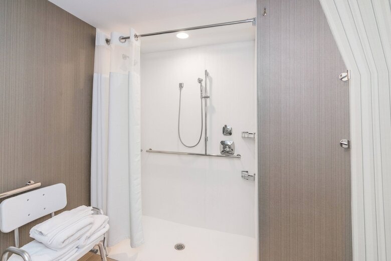 Hotel Courtyard By Marriott West Springfield