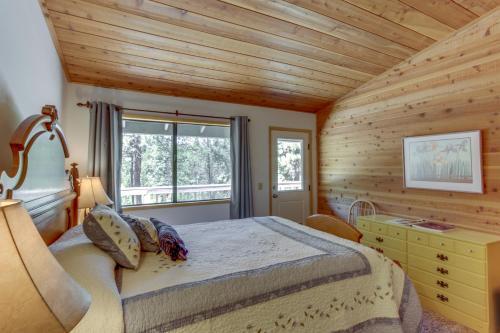 17066 Cooper Drive-spring River Lodge