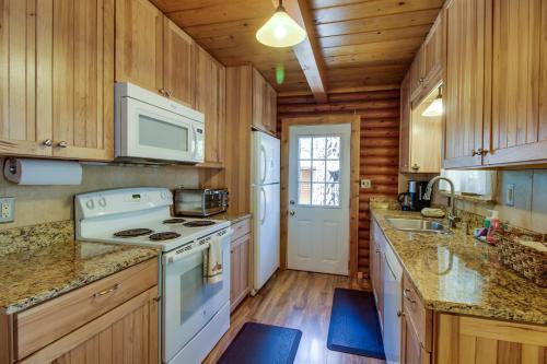Rustic Tomahawk Cabin