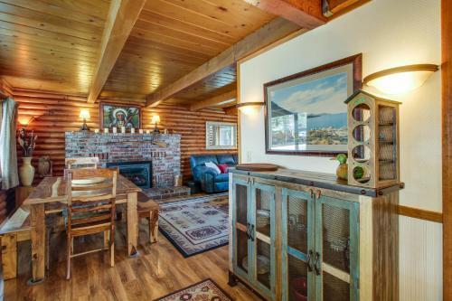 Rustic Tomahawk Cabin