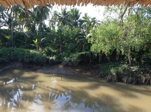 Quoc Phuong Riverside Homestay