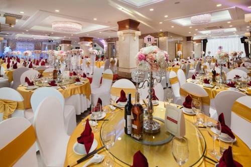 Royal Palace Hotel