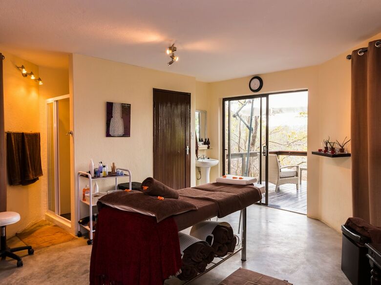 Aha Bongani Mountain Lodge