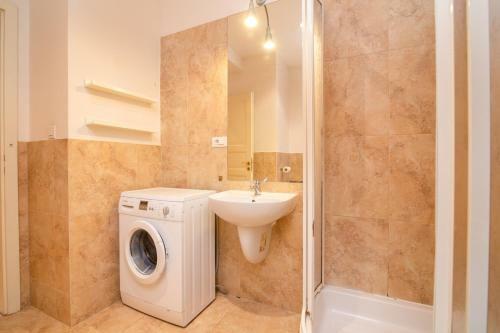 Apartamento Lesser Town Suites Near Petrin Park