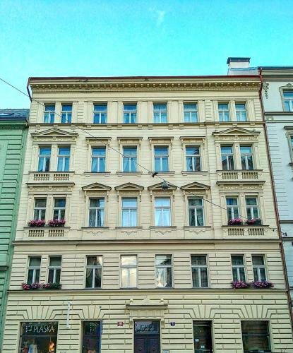 Apartamento Lesser Town Suites Near Petrin Park