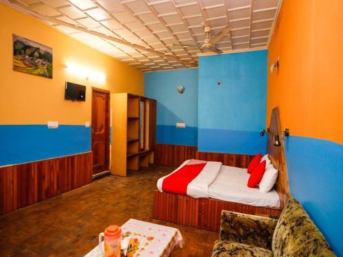 Hotel Oyo 26724 Mid Way Tourist Resort
