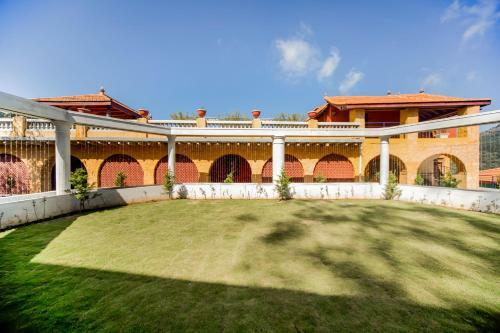 Hotel Palette - Escape Kottai Resort