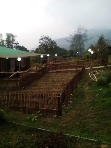 Vamoosetrail Mirik