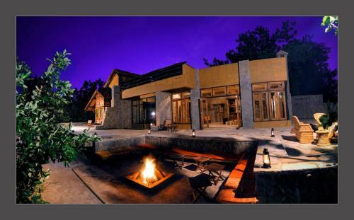 Hotel Kanha Earth Lodge