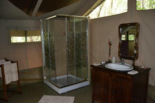 Lodge Mara River Camp