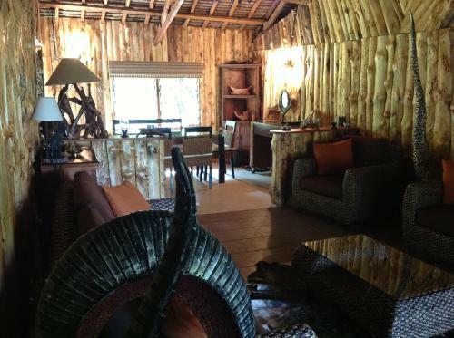 Lodge Mara River Camp