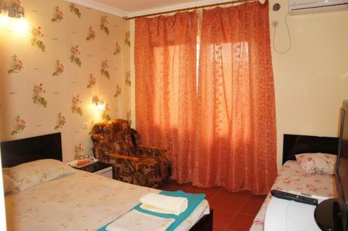 Hostal El Greco Hotel