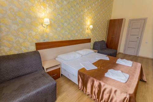 Hostal Guest House Ug-otel