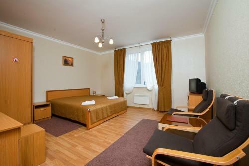 Hostal Chalet Voyage