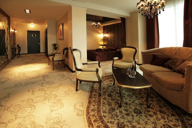 Hotel Aurora