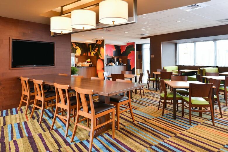 Hotel Fairfield Inn & Suites By Marriott Warrensburg