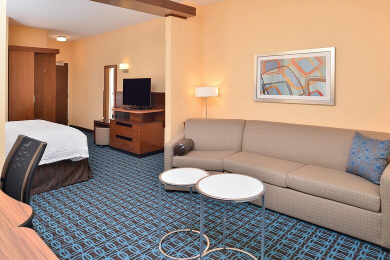 Hotel Fairfield Inn & Suites By Marriott Warrensburg