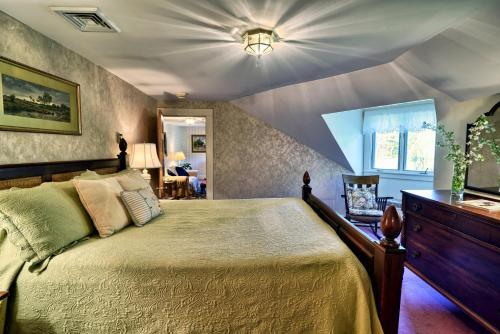 Bed & Breakfast Darby Field Inn