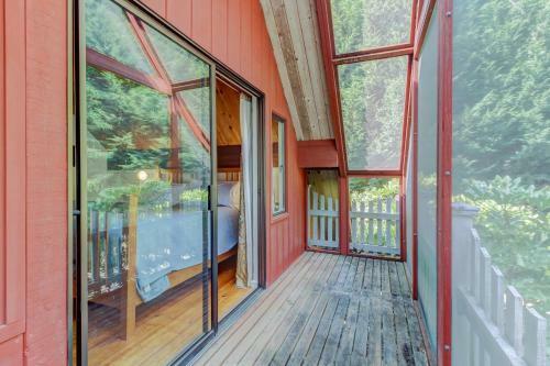 Cheryl's Bainbridge Chalet