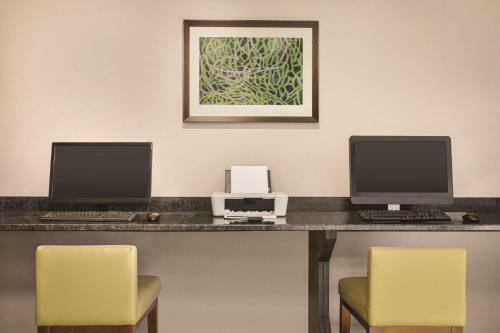 Posada Country Inn & Suites By Radisson, Fergus Falls, Mn