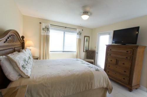 Apartamento Beachside Condos Unit #7
