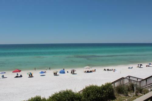 Apartamento Beachside Condos Unit #7