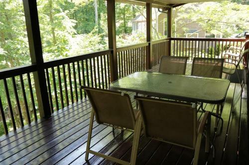 Ma Cook Lodge - Sharps Chapel