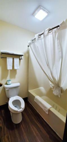 Motel Travel Inn And Suites