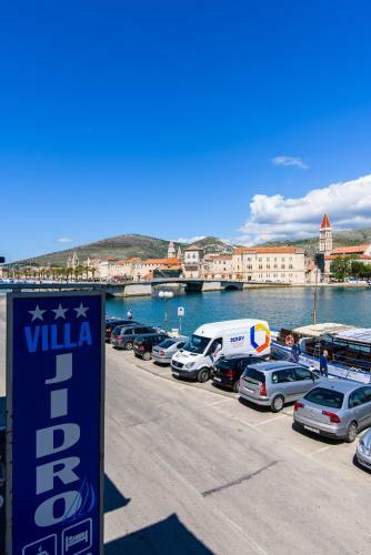 Aparthotel Villa Jidro