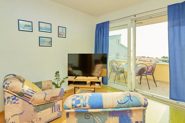 Apartments Zelic Tucepi