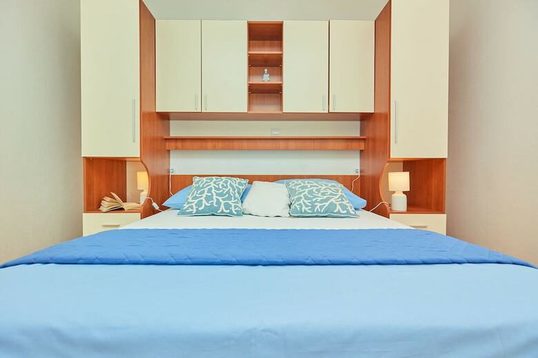 Apartments Zelic Tucepi
