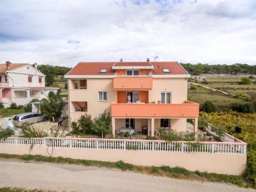 Apartments An?elo