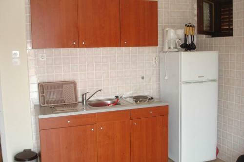 Apartments In Porat/insel Krk 13155