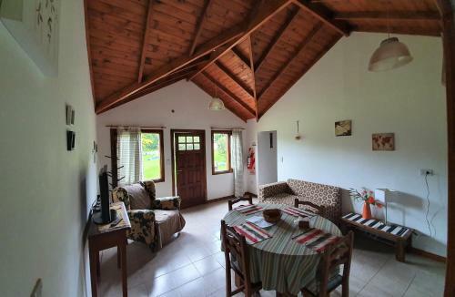 Lodge Caba�as Normana Inn