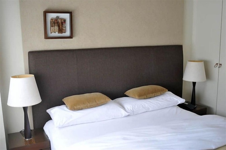 Hotel Tayka Suites