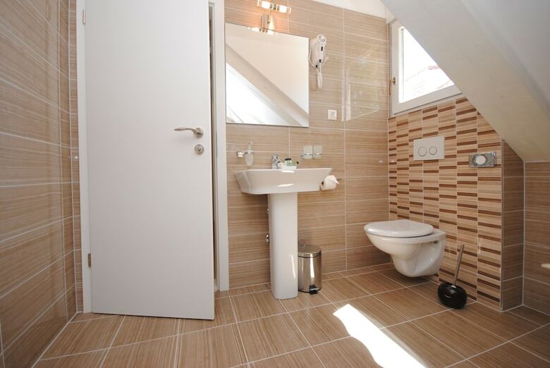 Hostal Lanterna Rooms