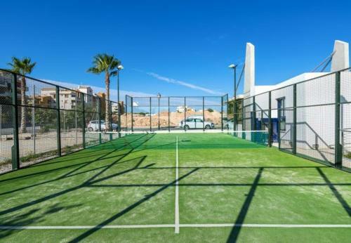 Punta Prima Apartment Sleeps 4 Pool Air Con Wifi