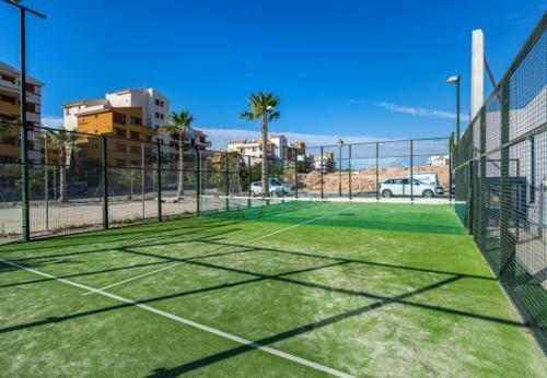 Punta Prima Apartment Sleeps 4 Pool Air Con Wifi